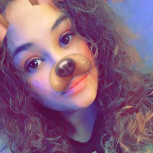 Meet your Posher, Niashay